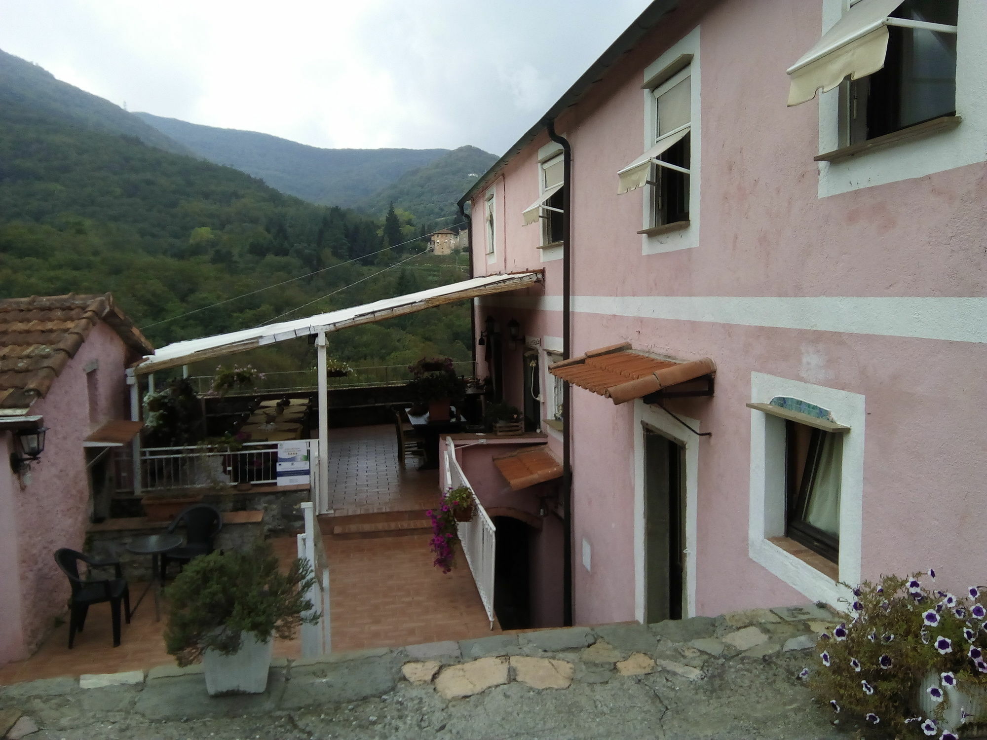 Agriturismo Locanda Del Papa لا سبيتسْيا المظهر الخارجي الصورة